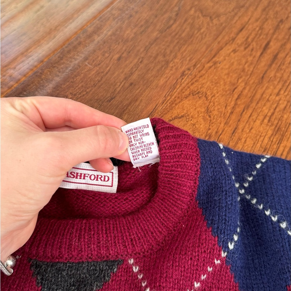 New John Ashford %100 wool crew neck sweater with argyle design size L - Picture 7 of 11